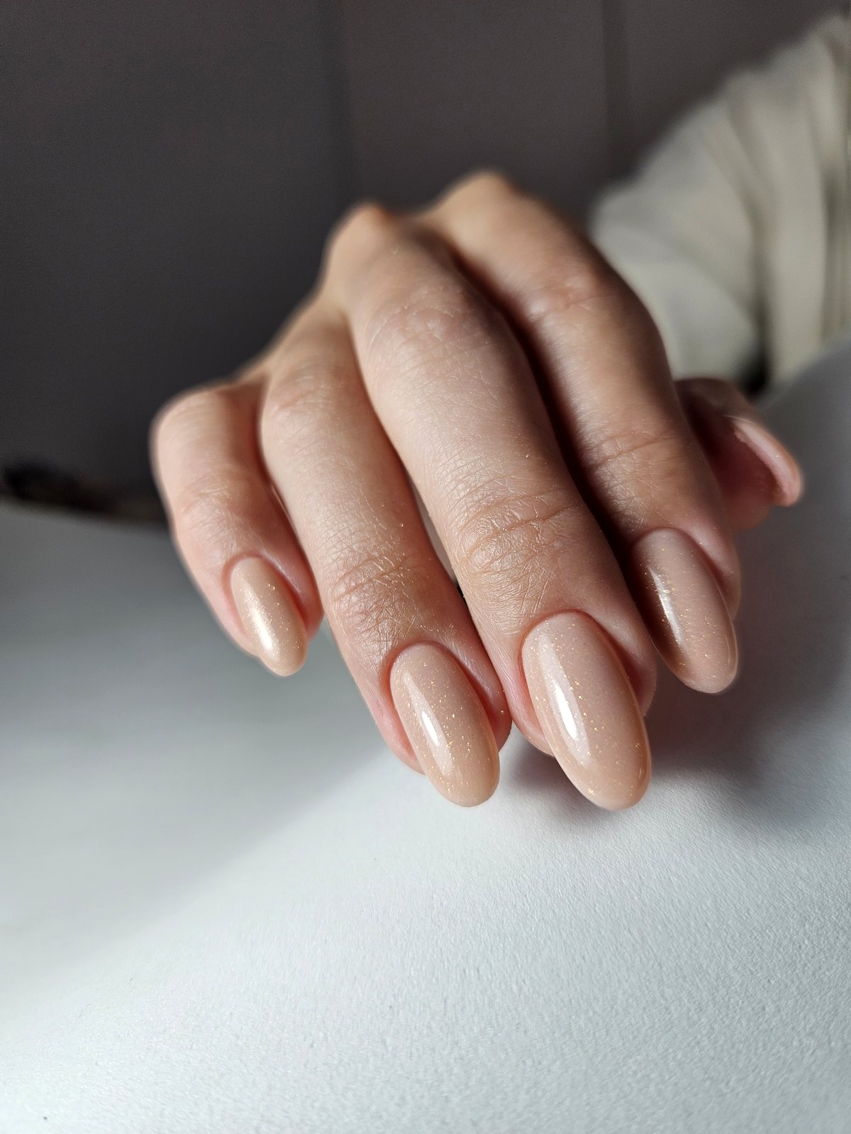Nude gel set with repaired nail blended in, Alicante